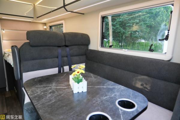 福特底盤，商務家用全能T型房車，宇通C520