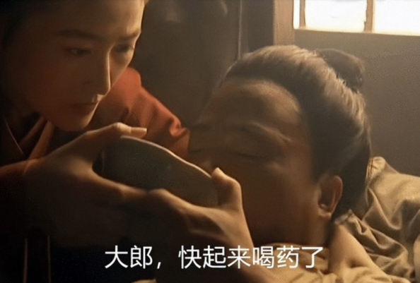 “武松”丁海峰，娶普通妻子相愛30年，兒女雙全惹人羨