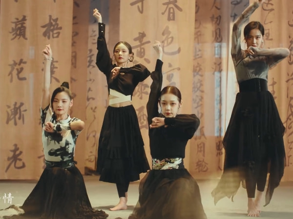 硬糖少女錄製河南衛視中秋晚會，疑似因營銷炒作，節目被臨時撤掉