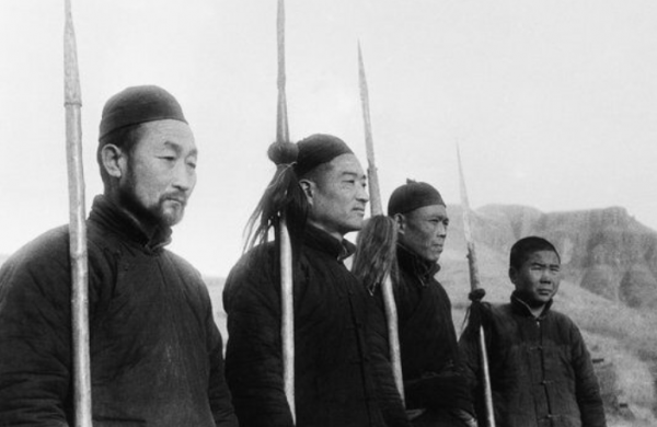 內戰初期國民政府，明明是減免農民稅賦，咋還釀成災難性的後果？