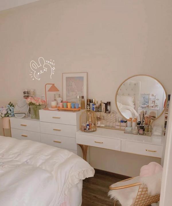 極簡裝修為什麼越來越流行？看過她家就知道了，舒適比檔次更重要