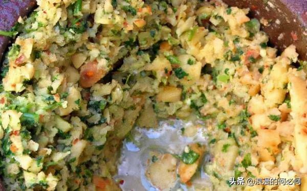 雲南人的10大生食美味，原生態的生吃習俗，讓外地人十分驚奇