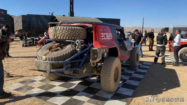 LEGO 超級賽車系列 76905 福特GT和Bronco R開箱簡評