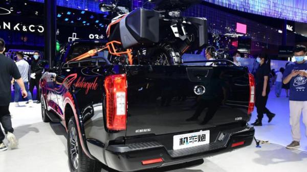 能運載摩托車出行的皮卡,長城機車炮調整了些啥? 能運載摩托車出行的皮卡,長城機車炮調整了些啥?