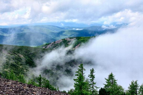 東北三省，吉林省有長白山，遼寧省有千山，黑龍江省有什麼名山