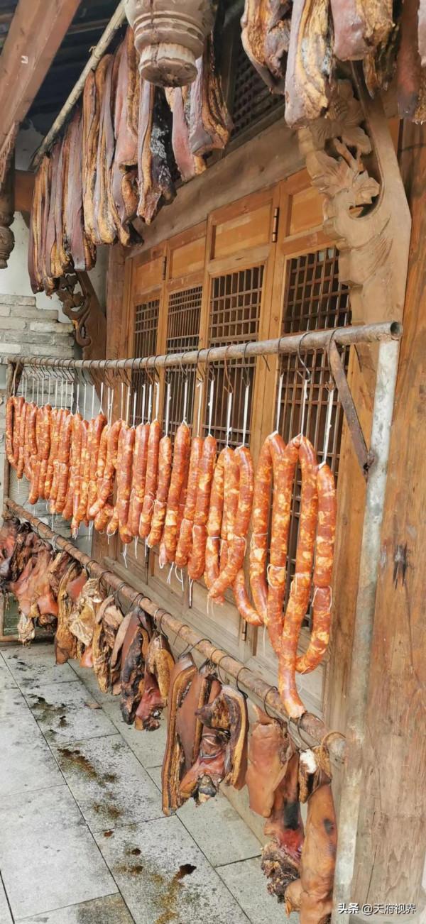 一個不按常規出牌而又做出極致味道的“李雲龍”似的飲食民間高手