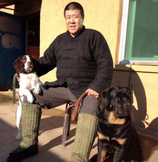 秦衛東：從遼寧電視臺門崗到著名演員，兩次失婚後再婚收穫幸福