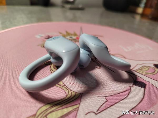 耳掛式運動耳機，不懼運動和汗水的運動神器，hakll action體驗