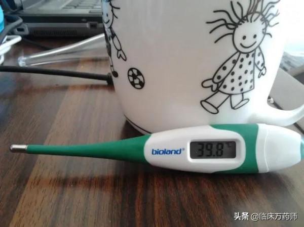 板藍根顆粒和感冒靈顆粒都是家中常備感冒藥,到底應該怎麼選? 板藍根顆粒和感冒靈顆粒都是家中常備感冒藥,到底應該怎麼選?