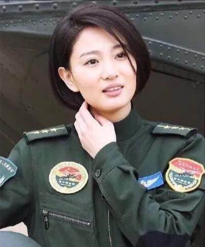 影視劇中的“軍旅女神”侯夢莎，一位來自於大連的優秀演員