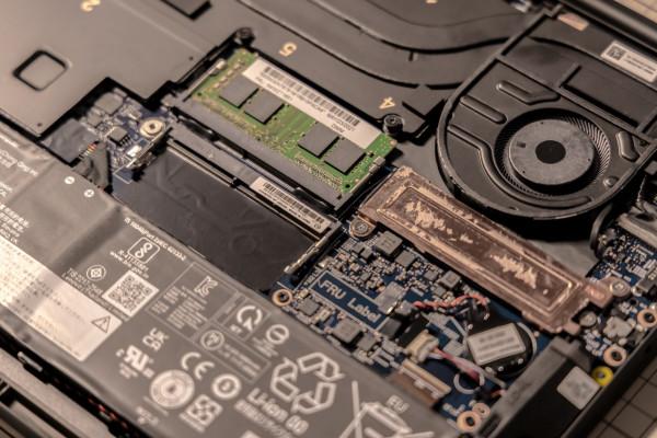 體驗 | 採用全新模具，16英寸的ThinkPad X1 Extreme 2021