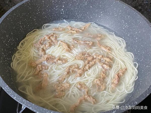 秋天，多給孩子吃這款早餐，營養全面，簡單省事，孩子每次都光碟