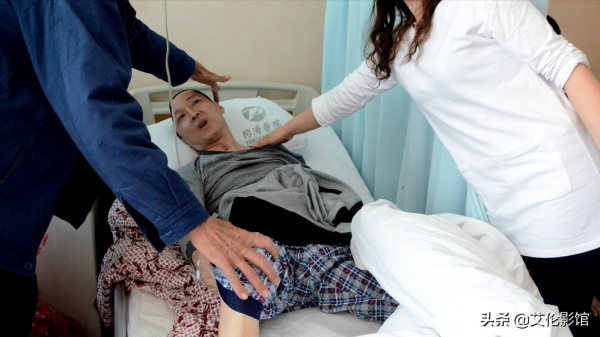 2016年江西24歲男子喝下百草枯，向妻子以死謝罪，妻子：絕不見他