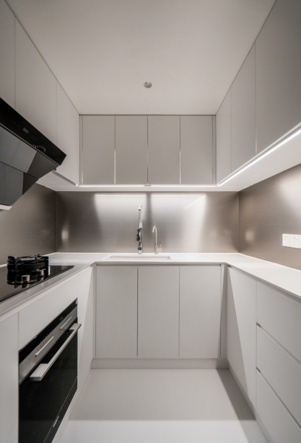 138㎡現代簡約三居室,舒適有格調,早觀日出,晚賞日落現代 138㎡現代簡約三居室,舒適有格調,早觀日出,晚賞日落現代