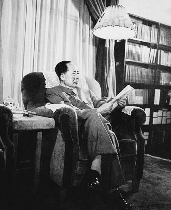 外蒙古為何會獨立？毛主席兩次提出收回，卻被蔣介石一手送出