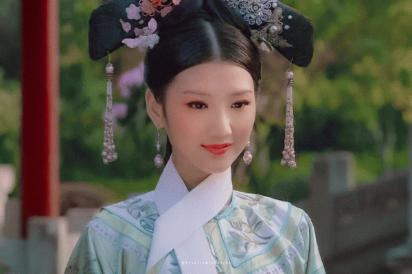 今天刷屏的《甄嬛傳》播出十年了,它為什麼值得我反覆看了不下十遍? 今天刷屏的《甄嬛傳》播出十年了,它為什麼值得我反覆看了不下十遍?