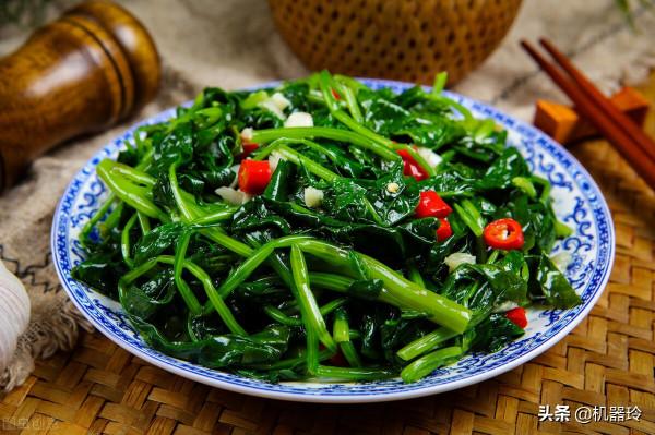 冬天寧可不吃肉,吃這10道素菜,清淡解油膩,暖胃驅寒人人吃得起 冬天寧可不吃肉,吃這10道素菜,清淡解油膩,暖胃驅寒人人吃得起