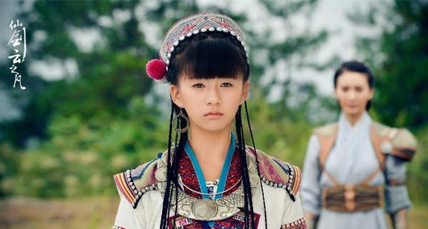 同是演女媧後人，劉亦菲唐嫣驚豔，趙麗穎&OpenCurlyDoubleQuote;雷人&rdquo;，娜扎像盲人