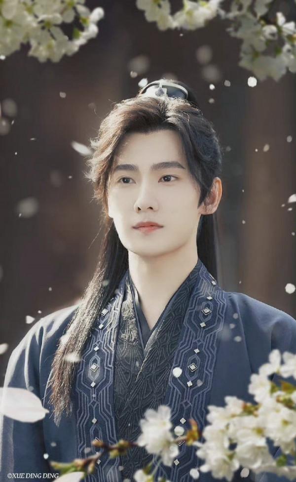 楊洋、趙露思疑似戀情曝光，誰還記得喬欣？