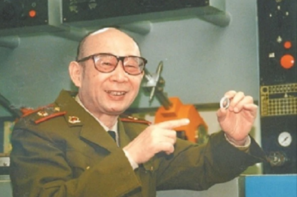 抹平中美20年差距!破解“錢學森密碼”,鐳射陀螺奠基人高伯龍 抹平中美20年差距!破解“錢學森密碼”,鐳射陀螺奠基人高伯龍
