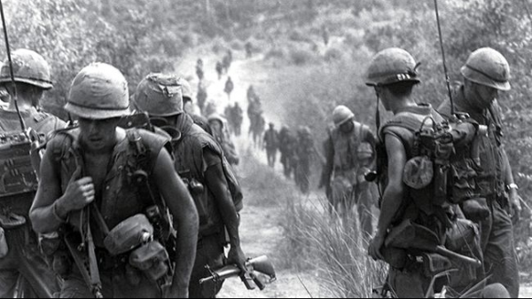 最激烈的溪山戰役，2萬越軍圍攻六千美軍，雙方都說自己打贏了？