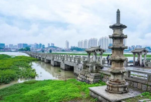 洛陽橋是誰建的？