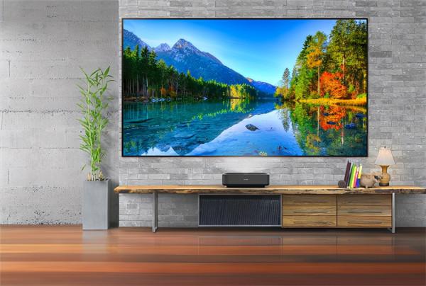 家用投影儀也能擁有極致畫面？且看愛普生LS300帶來輕奢體驗