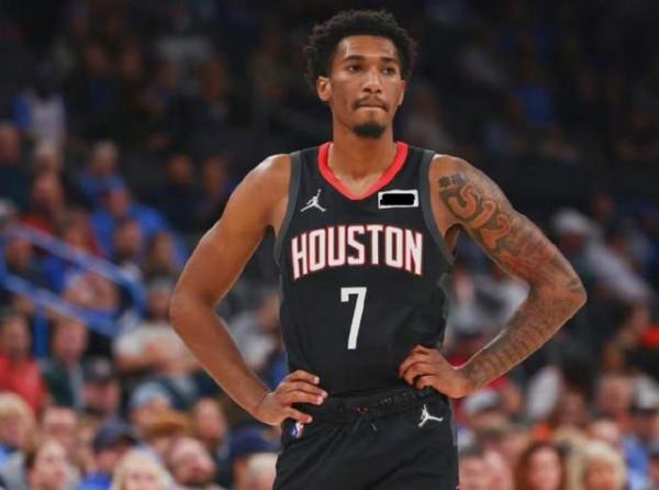 火箭內訌，格林出面輕鬆化解！伍德隔扣沃拉，幫布魯克斯出氣