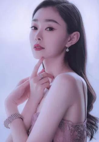 宋軼看起來好乖啊 宋軼看起來好乖啊