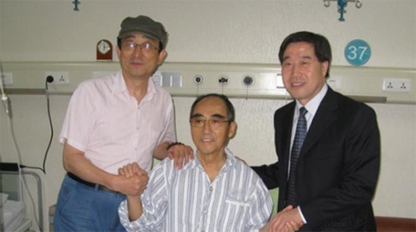 癌症晚期的莊則棟決定放棄治療，留遺書給日本妻：望有尊嚴的長眠