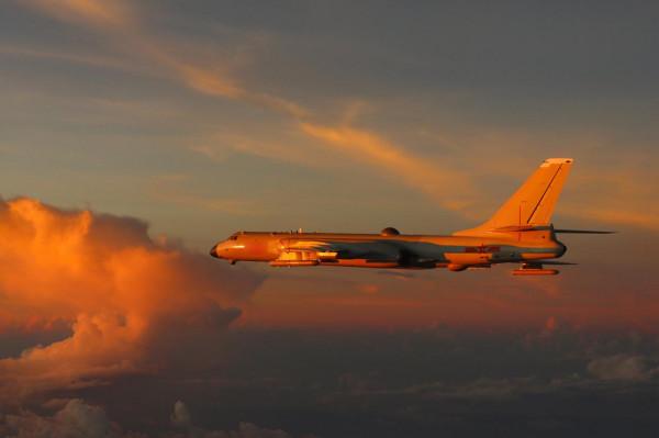 一鍵收藏！轟炸機最新硬照