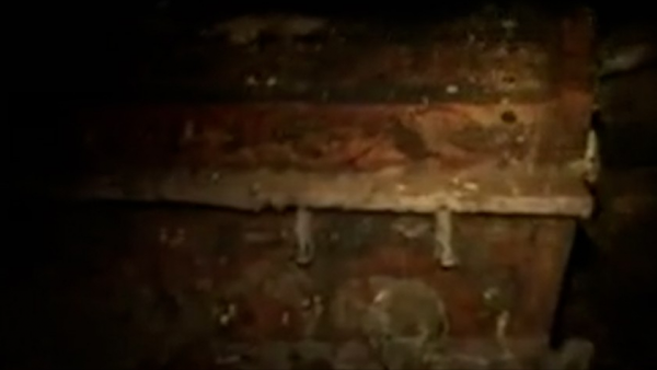 內蒙古出土千年古墓，陪葬奢華卻是黑色骸骨，不朽女屍究竟是誰？