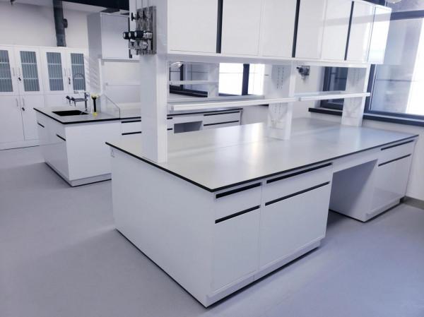 斯爾福幫你挑選適合自己的實驗室傢俱