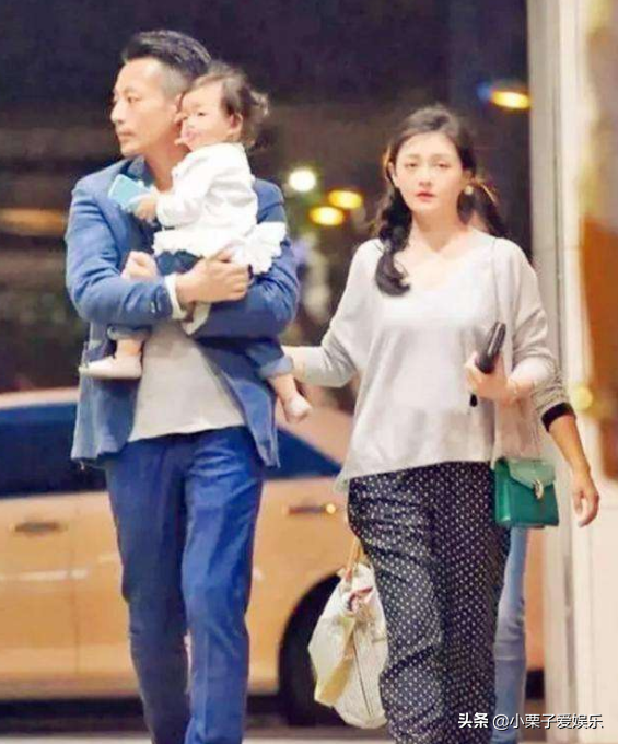 黃曉明楊穎宣佈離婚,我卻發現參加他婚禮的這些明星,也離了…… 黃曉明楊穎宣佈離婚,我卻發現參加他婚禮的這些明星,也離了……