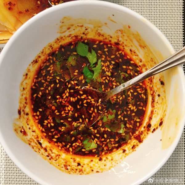 雲南到底有多少種蘸水，易門人你知道嗎？