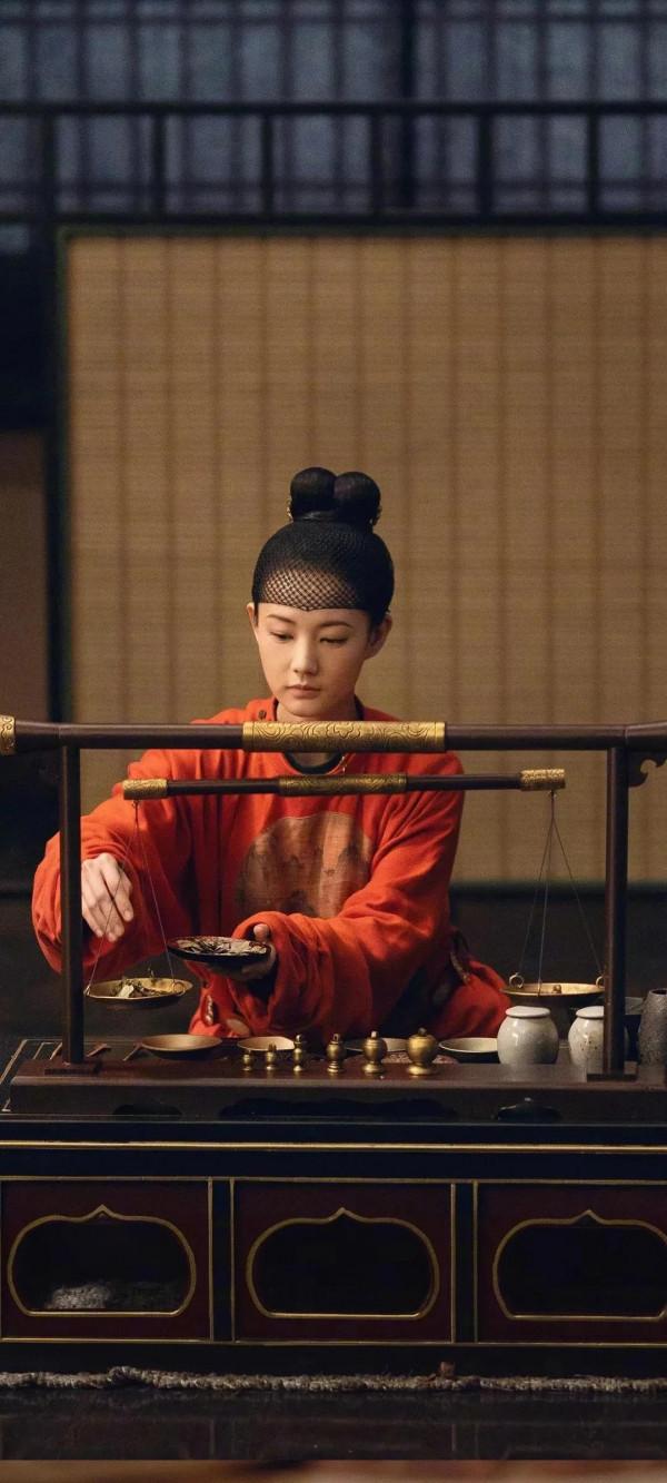 李一桐 全面屏桌布