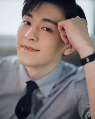 單眼皮也很帥的男星，我只服這5位！個個氣質內斂，很有魅力