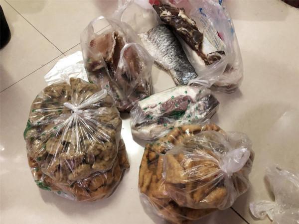 曬曬我家置辦的8種年貨，平日這些美味吃得少，臘月裡想吃就吃