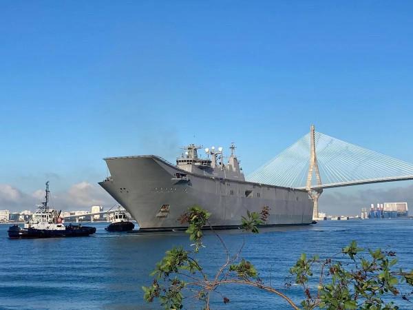 &OpenCurlyDoubleQuote;胡安&CenterDot;卡洛斯一世&rdquo;號戰略投送艦圖集（60圖）