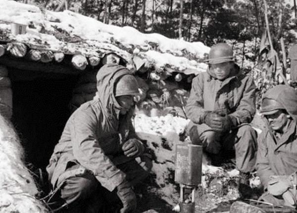 志願軍餓著肚子,讓美軍吃掉幾個熟土豆,卻意外地為我軍立下大功 志願軍餓著肚子,讓美軍吃掉幾個熟土豆,卻意外地為我軍立下大功