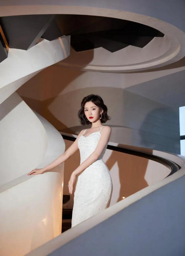 毛曉彤~~ 毛曉彤~~