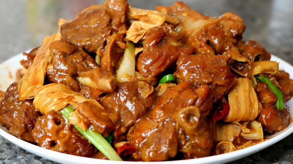 鵝肉、雞肉和鴨肉哪個營養更高？哪些人不宜吃鵝肉？看完心中有數