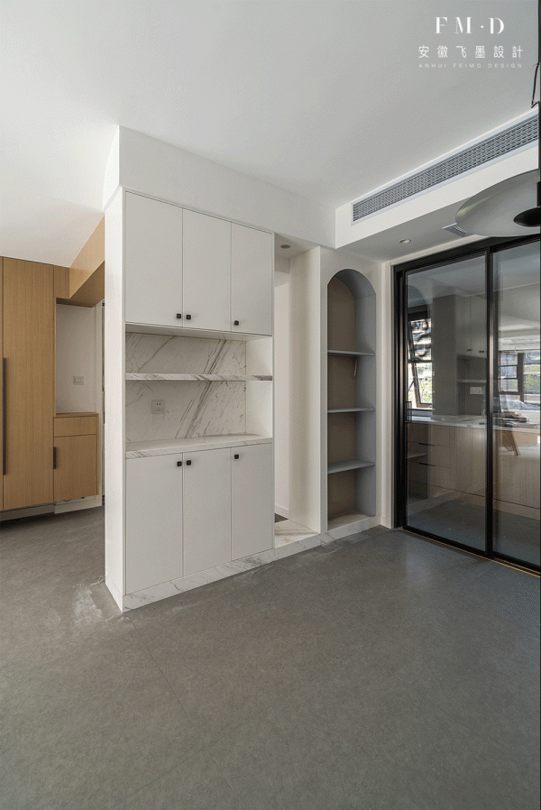 為了有個橫廳，戶型上動了4個“手腳”，一整套裝修下來南北通透