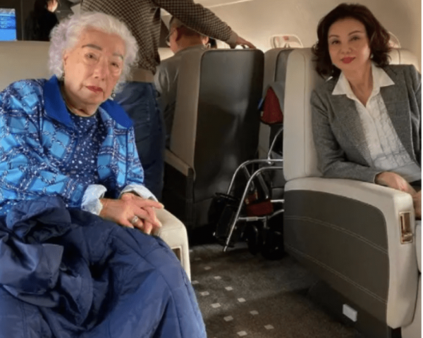 人前有粉絲寵愛,人後有婆婆疼愛,這6對明星婆媳,關係太好 人前有粉絲寵愛,人後有婆婆疼愛,這6對明星婆媳,關係太好