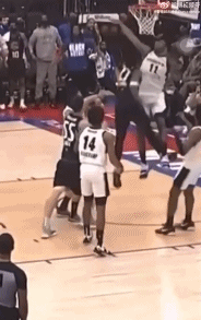 康寧漢姆MVP！脫褲子干擾&plus;瘋狂打鐵！這屆新秀太能整活了