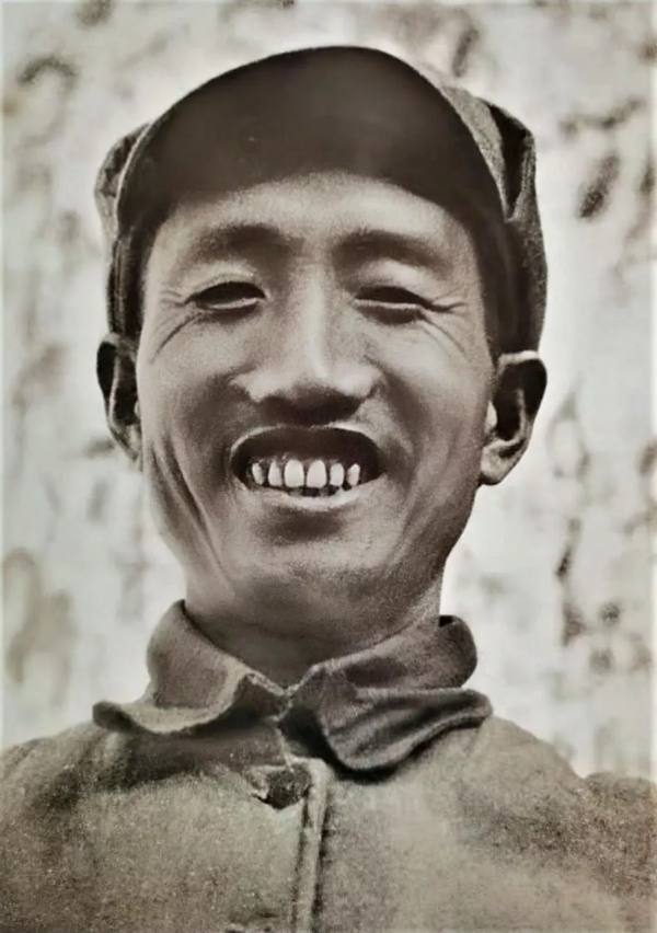 徐向前元帥之子徐小巖撰文紀念父親誕辰120週年