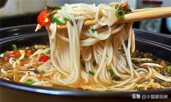 教你酸湯米粉做法,10分鐘就能搞定,酸辣好吃早上來上一碗太爽了 教你酸湯米粉做法,10分鐘就能搞定,酸辣好吃早上來上一碗太爽了