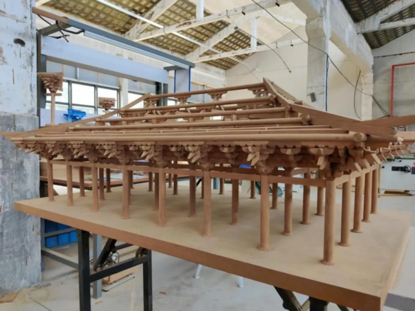 這個山西人，把中國最傳統的榫卯做成了國潮玩具