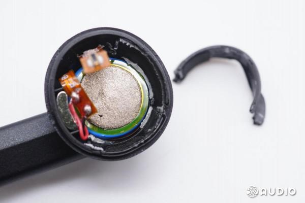 黑鯊鳳鳴真無線藍芽耳機拆解，自研超低延時，支援遊戲超低延時