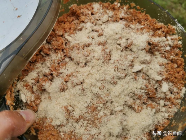 餌料中加點“佐料”,夜釣魚口更佳,還能有意外收穫 餌料中加點“佐料”,夜釣魚口更佳,還能有意外收穫